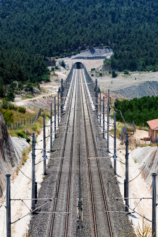 ANKARA-İSTANBUL HIZLI TREN DEMİRYOLU ESKİŞEHİR-KÖSEKÖY ve KÖSEKÖY-GEBZE KESİMLERİ 6